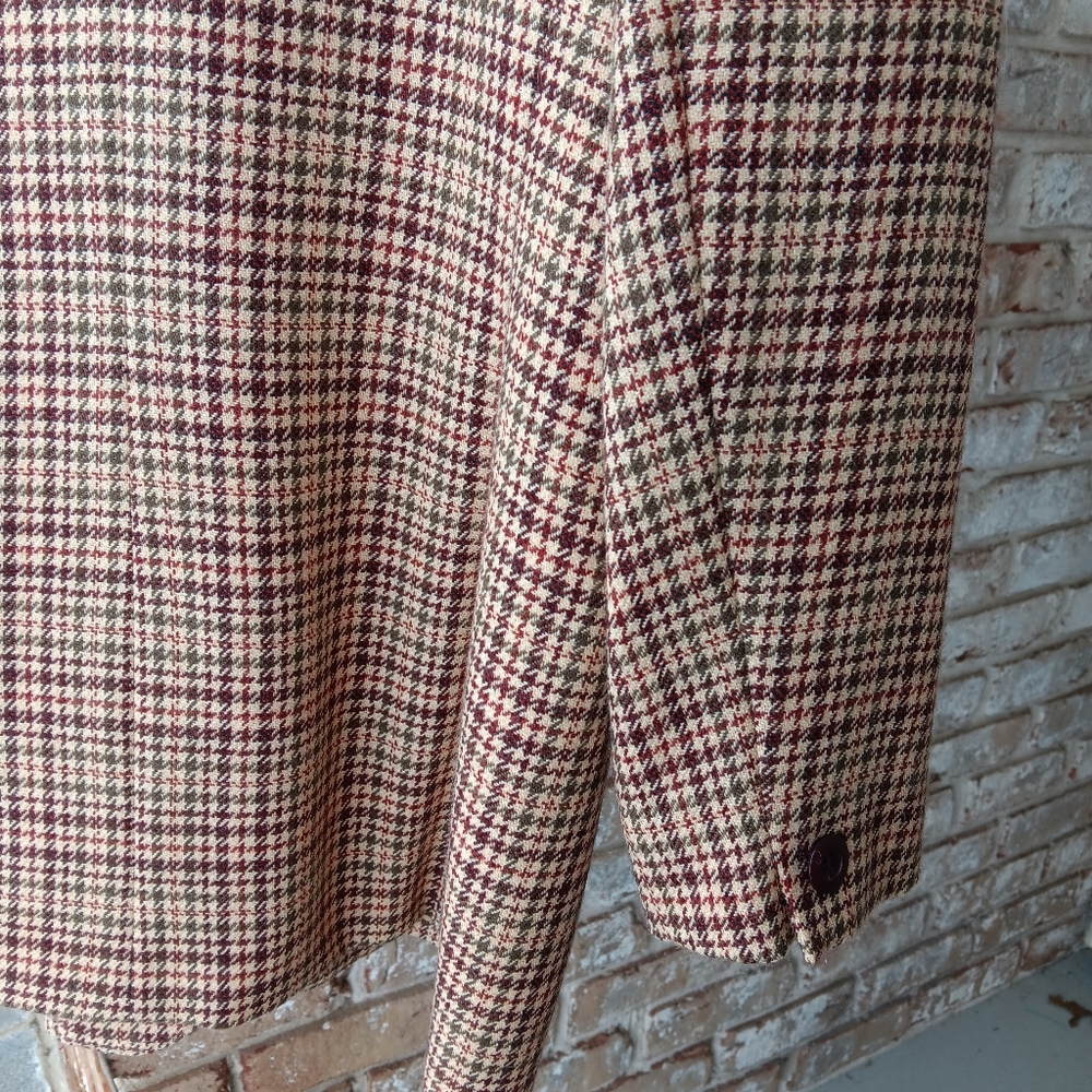 Wool Houndstooth Blazer with Pockets - Picture 10 of 12